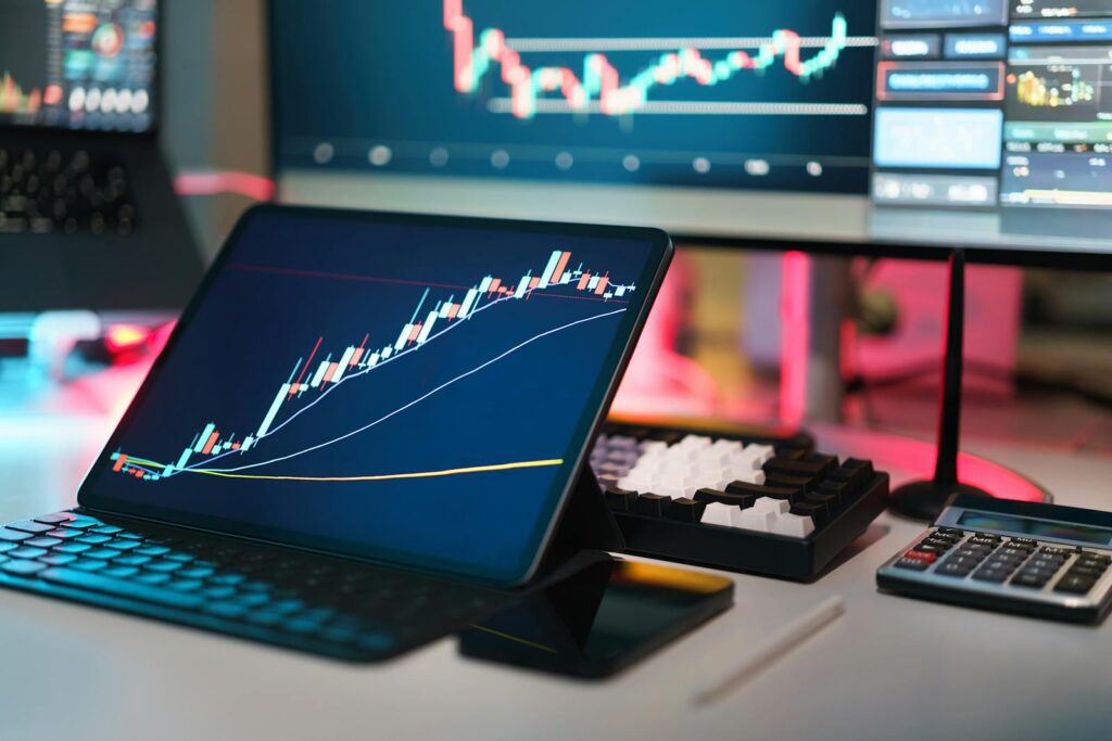 Automated Forex Trading and Simulation with Fintechee